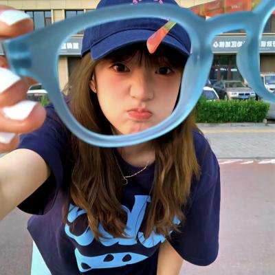 荒唐侦探死里逃生